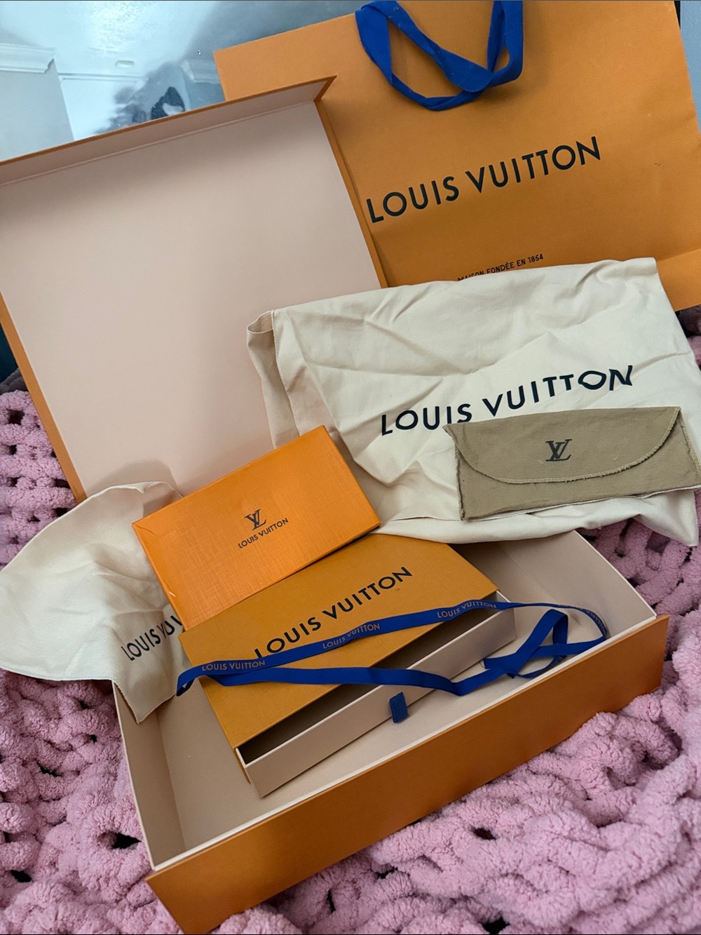 Louis Vuitton Orange and Blue Gift Packaging Set